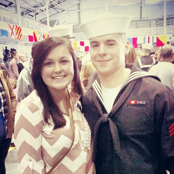 Meet your Posher, Kelly - Picture 2 of 4