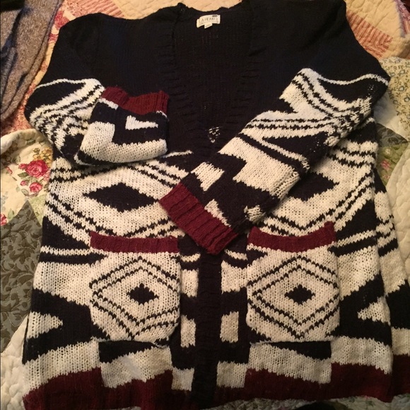 PacSun Sweaters - Gorgeous, soft long PacSun cardigan