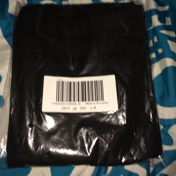 NIP black Victoria Secret Daily Legging Large