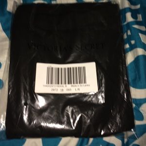 NIP black Victoria Secret Daily Legging Large