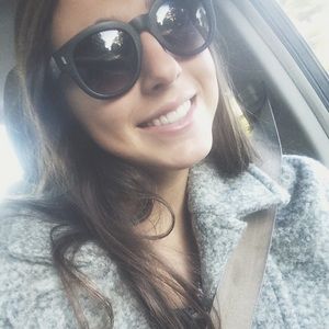 Meet your Posher, Alaina