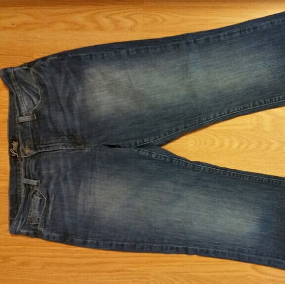 Lucky Jeans