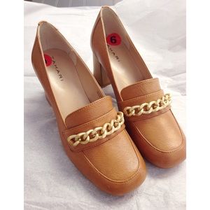 Tahari Heels
