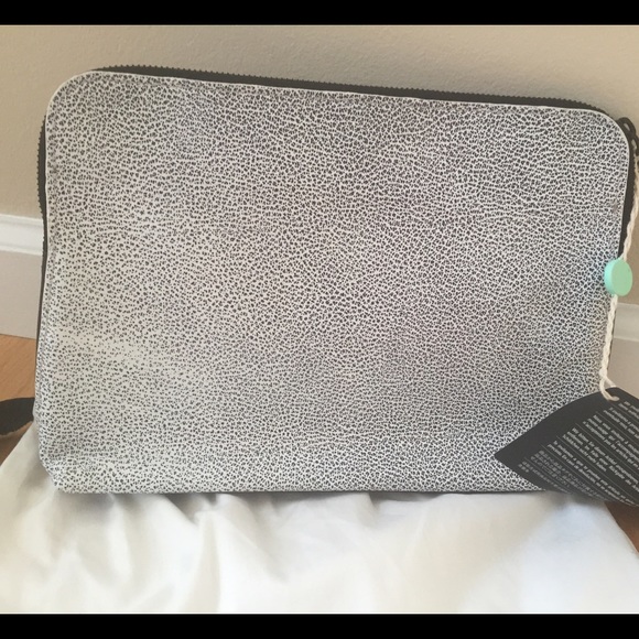 3.1 Philip Lim 31 Minute SIlver - Burgundy clutch