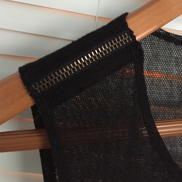 Black sheer shirt🌚 - Picture 4 of 4