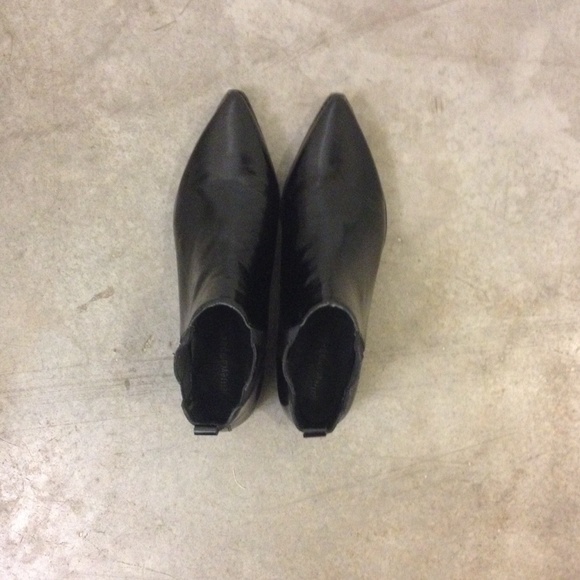 *SOLD* Jeffrey Campbell black leather boots - Picture 2 of 4