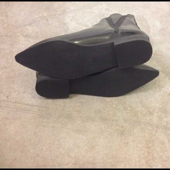 *SOLD* Jeffrey Campbell black leather boots - Picture 4 of 4