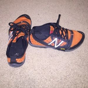 Men's New Balance Vibram trail shoes size 7