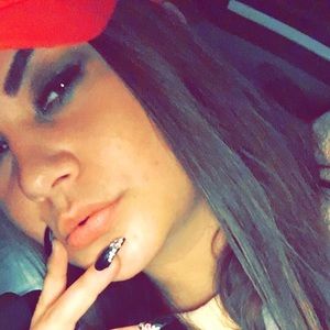 Meet your Posher, Alissa