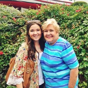 Meet your Posher, Ashley