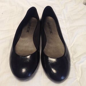 Black flats