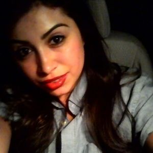 Meet your Posher, Yari