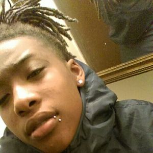 Meet your Posher, Clenesia