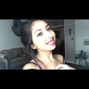 Meet your Posher, Briana