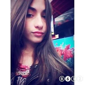 Meet your Posher, Roxana