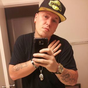 Meet your Posher, Larry