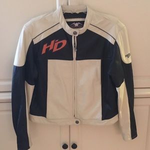 Harley Davidson leather jacket Size Large