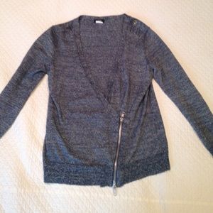 Light knit sweater/cardigan