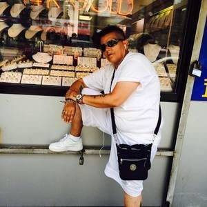 Meet your Posher, Lee