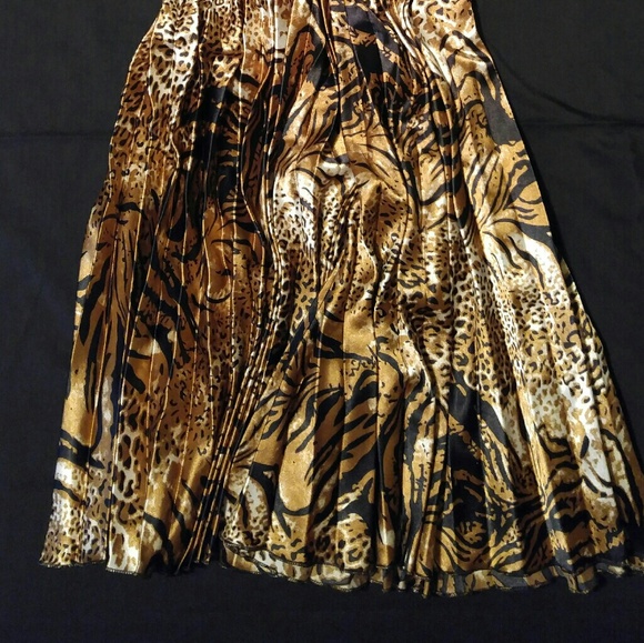 Animal Print Halter Dress - Picture 3 of 3
