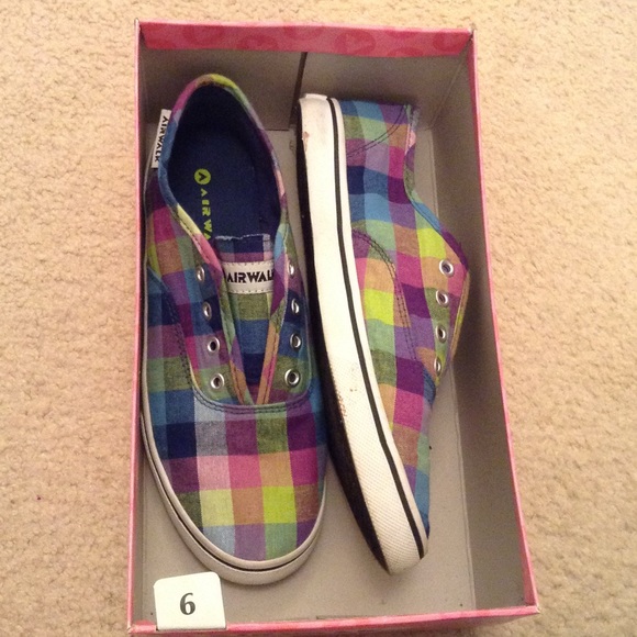 Plaid sneakers