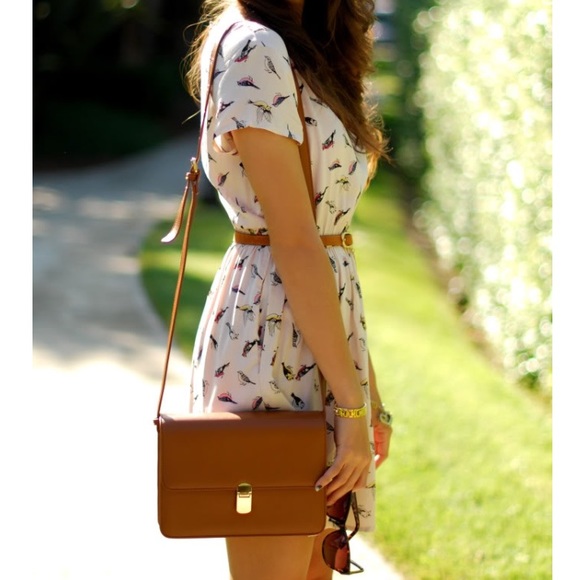 Tan crossbody purse