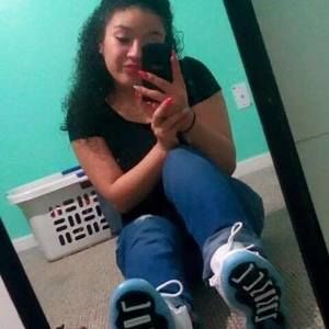 Meet your Posher, Abby