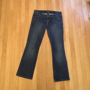 Seven7 Jeans