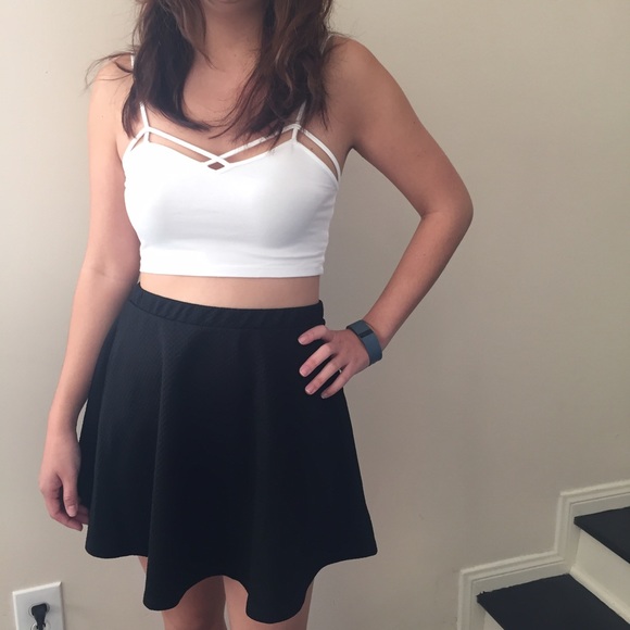 Forever 21 Dresses & Skirts - Black skater skirt