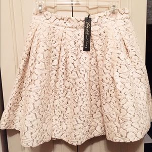 High End Elizabeth and James Patricia Skirt