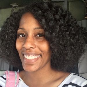 Meet your Posher, Angela