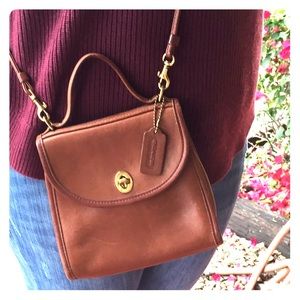 ⚜VINTAGE⚜ Coach crossbody - authentic