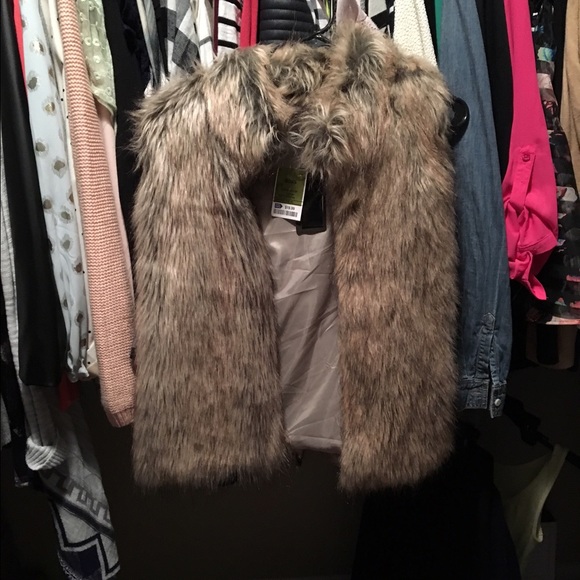 NWT tan fur vest