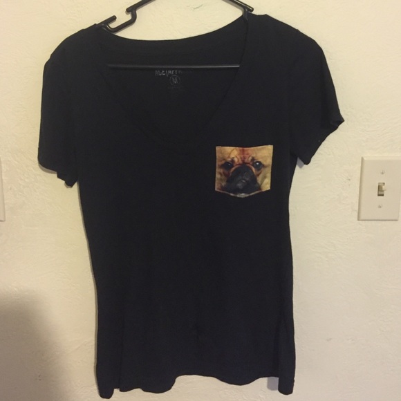 Pug pocket tee