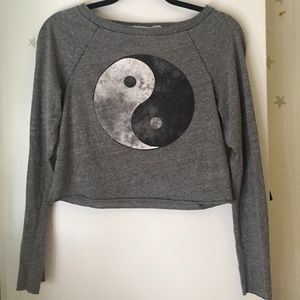 yin yang crop top