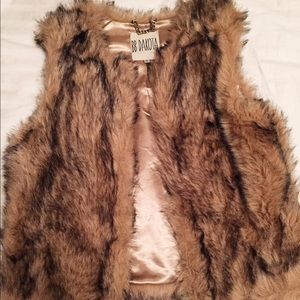BB Dakota Faux Fur Vest