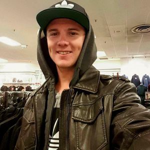 Meet your Posher, Joshua