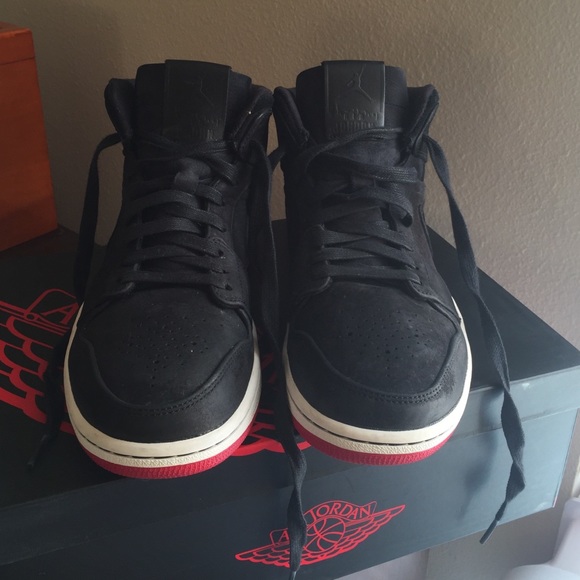 Air Jordan 1 Mid Nouveau