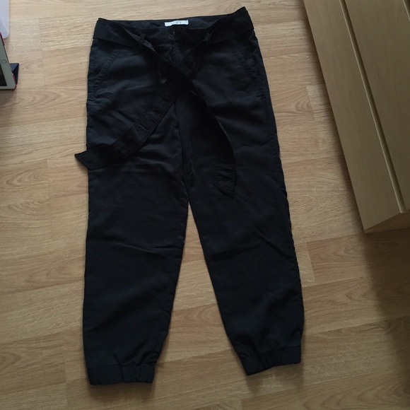 Black silky joggers- NWT