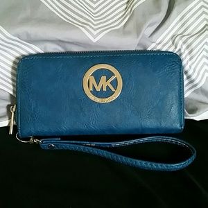 Wallet/clutch