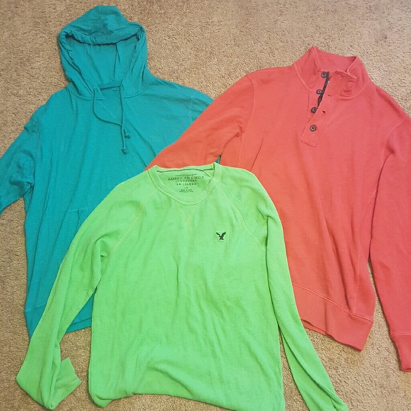 Pack of 3 MENS American Eagle sweaters/hoodie (L)