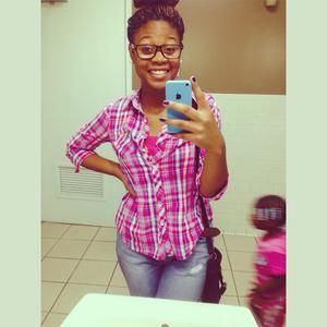 Meet your Posher, Candance