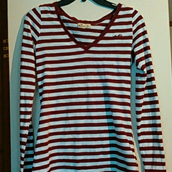 Hollister! Size Large - Picture 1 of 2