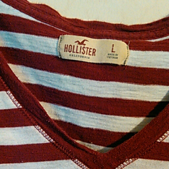 Hollister! Size Large - Picture 2 of 2