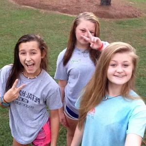 Meet your Posher, Mallory