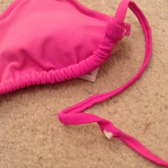 Pink bikini - Picture 3 of 3