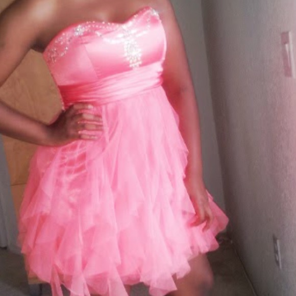 Fun formal short strapless dress