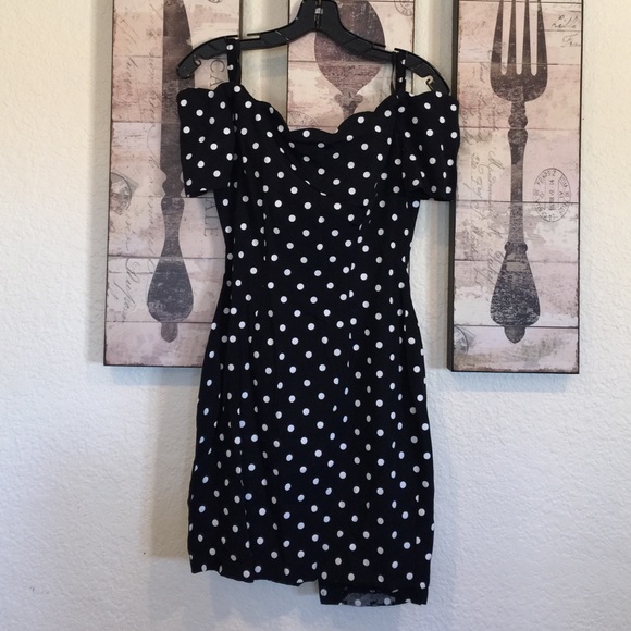Vintage Dresses & Skirts - Vintage off the shoulder Polka dot dress