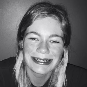 Meet your Posher, Adriana