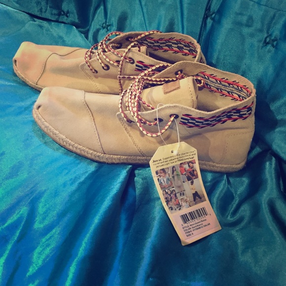 TOMS braided sole desert boot